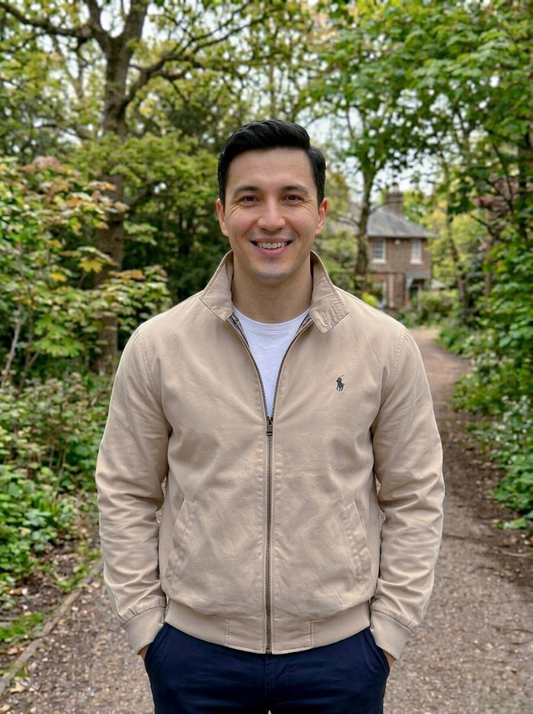 Марк Султанов